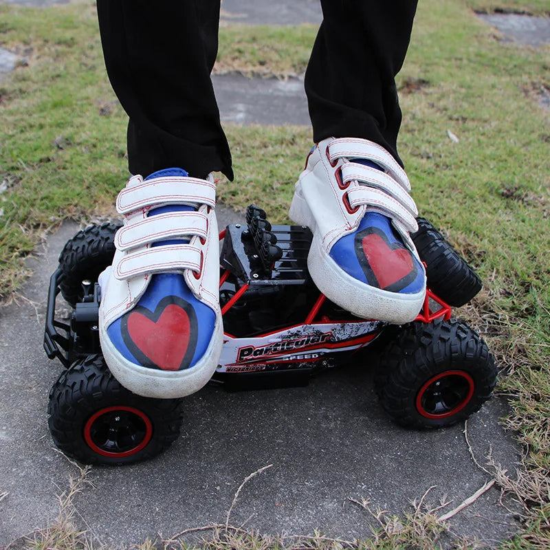 High-Power RC Off-Road Truck – ZWN 4WD Remote Car with Lights (1:12 / 1:16)